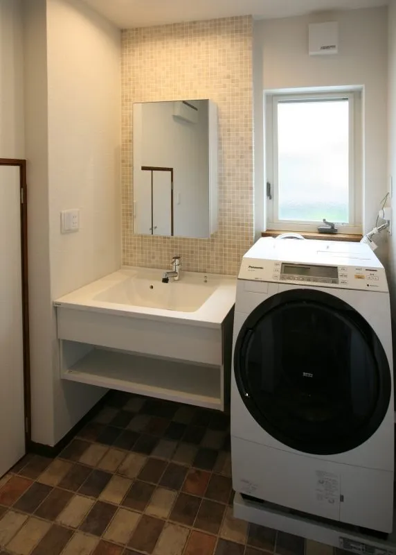 フロートタイプ化粧洗面台