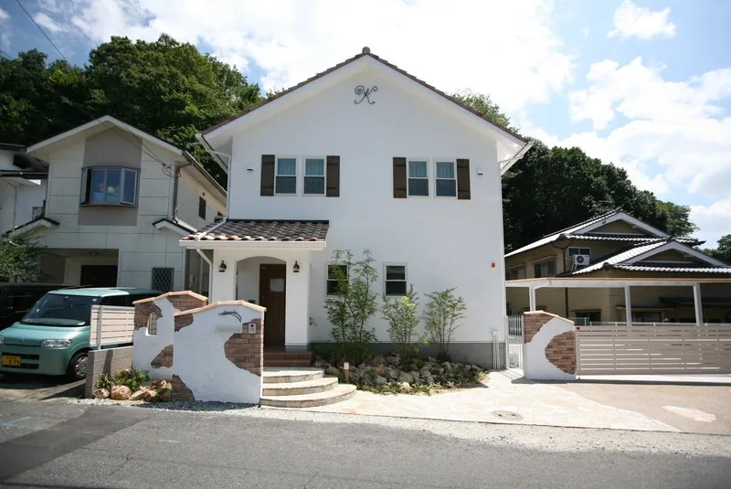 外観もとことんフレンチスタイル